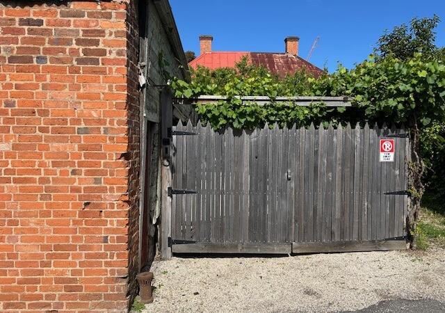 Backentry